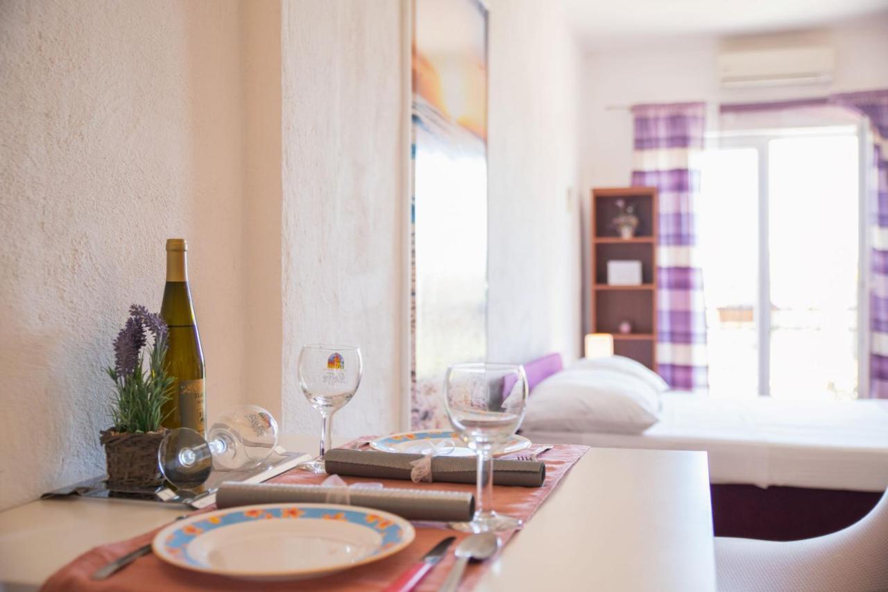 Apartment Livaja Kaštel Novi Extérieur photo