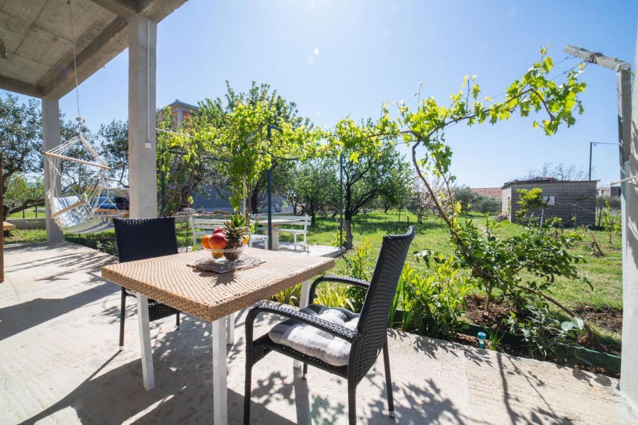 Apartment Livaja Kaštel Novi Extérieur photo