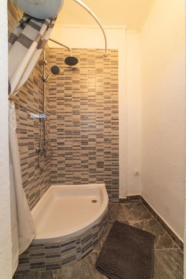 Apartment Livaja Kaštel Novi Extérieur photo